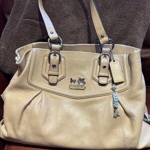 Coach Beige Leather Shoulder Bag